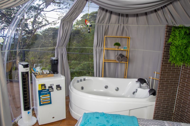 Jacuzzi